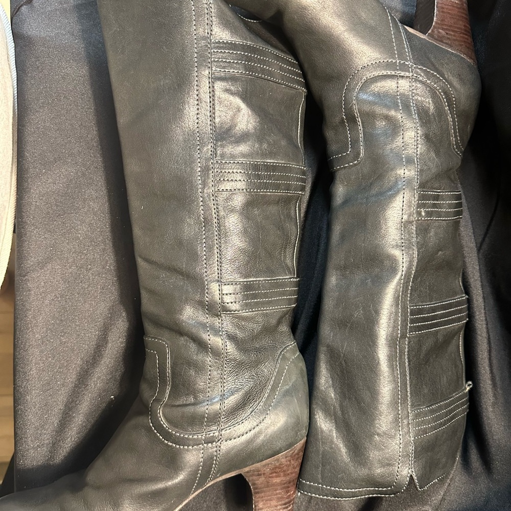 Ladies Frye leather Fiona heeled dress boot size 10 - Picture 5 of 6
